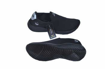 Ranoida walking shoe